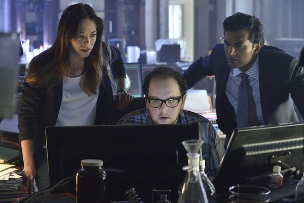 Beauty and the Beast -- ÒWho Am I?Ó --  Image Number: BB201a_0207.jpg - Pictured (L-R): Kristin Kreuk as Catherine, Austin Basis as JT and Sendhil Ramamurthy as Gabe -  Photo: Ben Mark Holzberg/The CW -- © 2013 The CW Network, LLC. All rights reserved.