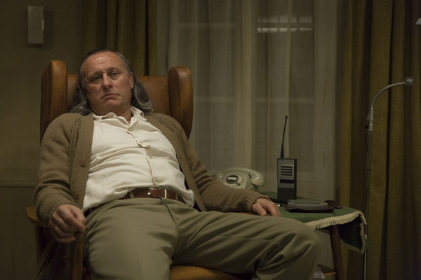 Paul Schäfer (Michael Nyqvist) in “Colonia”