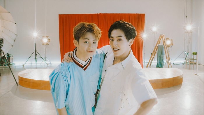 [STATION] MARK & XIUMIN (1)