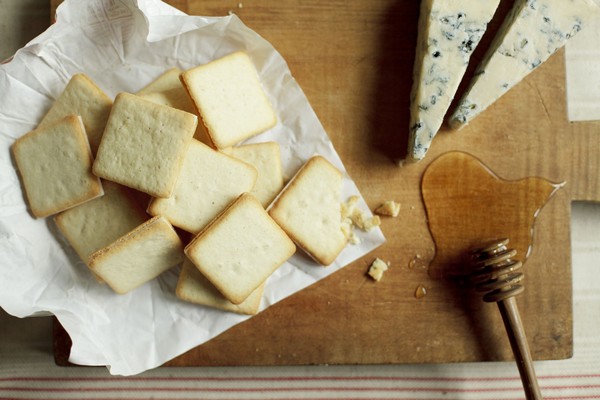 Salt & Camembert Cookie (1)